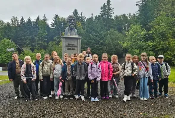 Trzecioklasiści z wizytą w Muzeum Przemysłu Naftowego w Bóbrce