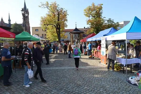 Marsz Pamięci połączył Kołaczyce i Warzyce. Ponad 150 osób oddało hołd bohaterom