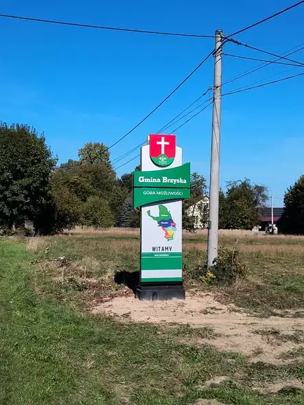 Nowe witacze w Gminie Brzyska – cztery tablice powitały podróżnych