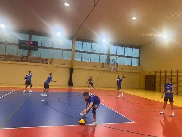 Juniorzy UKS Dębowiec wygrywają w Dębicy z Wisłoką 3:1