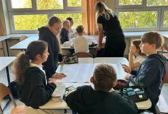 Uczniowie z Jasła uczyli się, jak nie uzależnić się od smartfona
