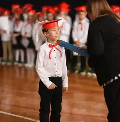 Pasowanie na ucznia w Szkole Podstawowej w Dębowcu