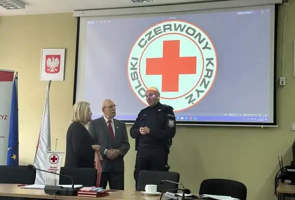Szkolenie opiekunów SK PCK: bezpieczeństwo i relacje w szkole