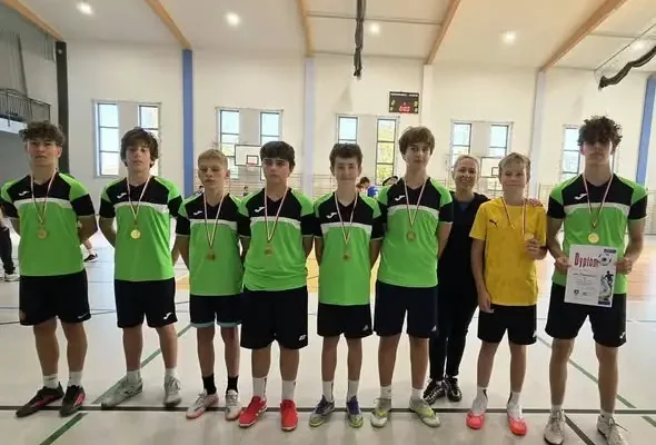 Mistrzostwo gminy Tarnów w halowej piłce nożnej dla Tarnowca – awans do półfinału powiatu