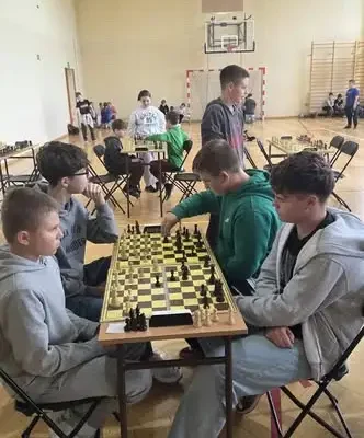 Anna Paprocka z klasy 6b wicemistrzynią Gminnego Turnieju Szachowego
