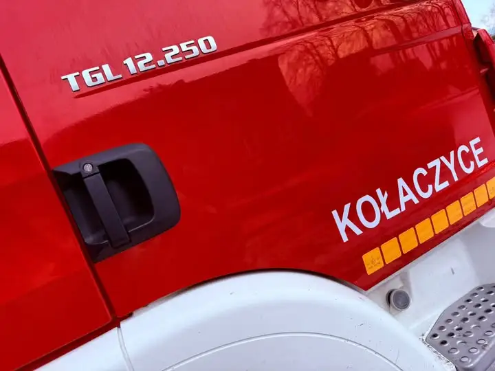 Zerwana linia telekomunikacyjna w Kołaczycach – interwencja służb