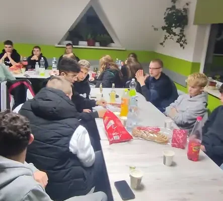 Liwocz Brzyska kończy rundę jesienną na 4. miejscu. Trener ufundował statuetki