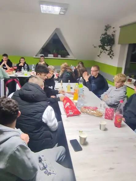 Liwocz Brzyska kończy rundę jesienną na 4. miejscu. Trener ufundował statuetki
